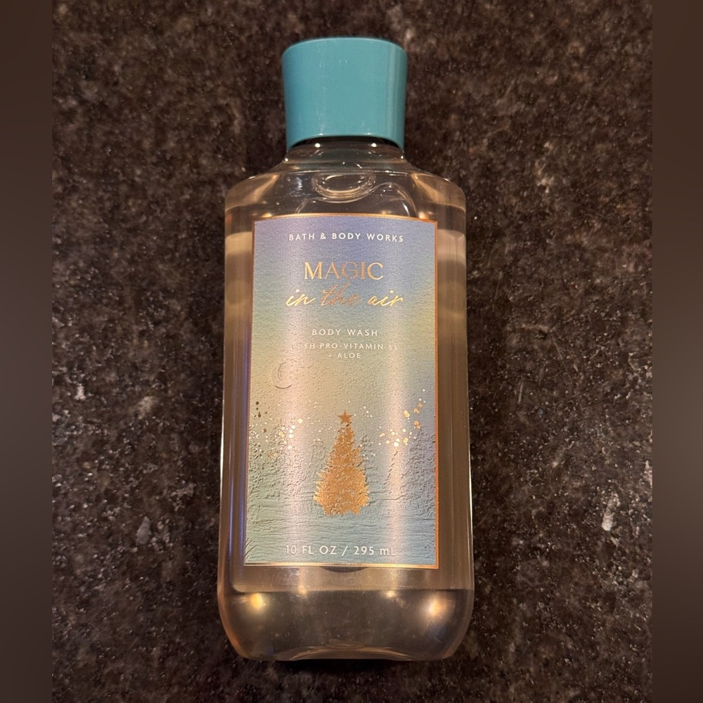 New Bath & Body Works Magic in the Air Shower Gel